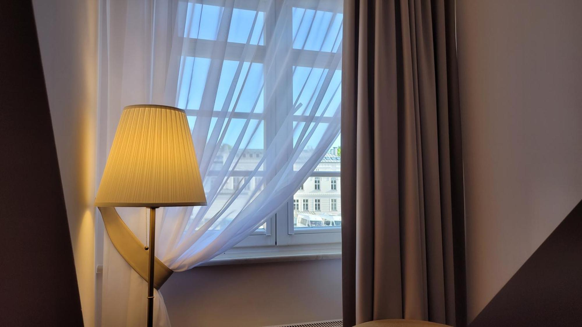 Hotel Maxim Квидзын Экстерьер фото