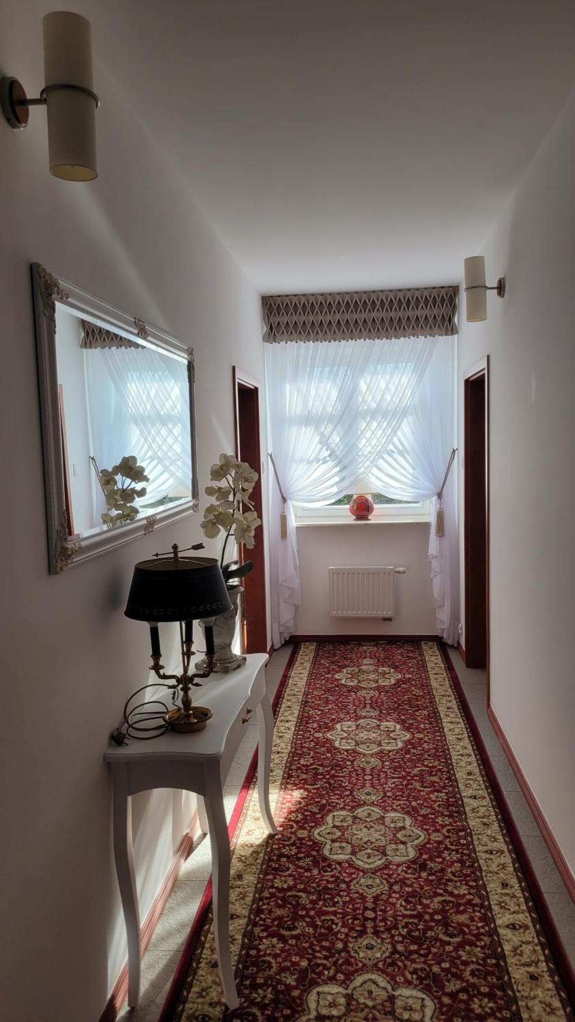 Hotel Maxim Квидзын Экстерьер фото